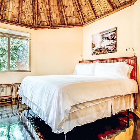 Volcano Eco Retreat By Heart Core Hotels - Adults Only Fern Acres Exterior photo